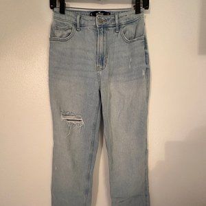 Hollister Ultra High-Rise Stacked Vintage Straight Jean